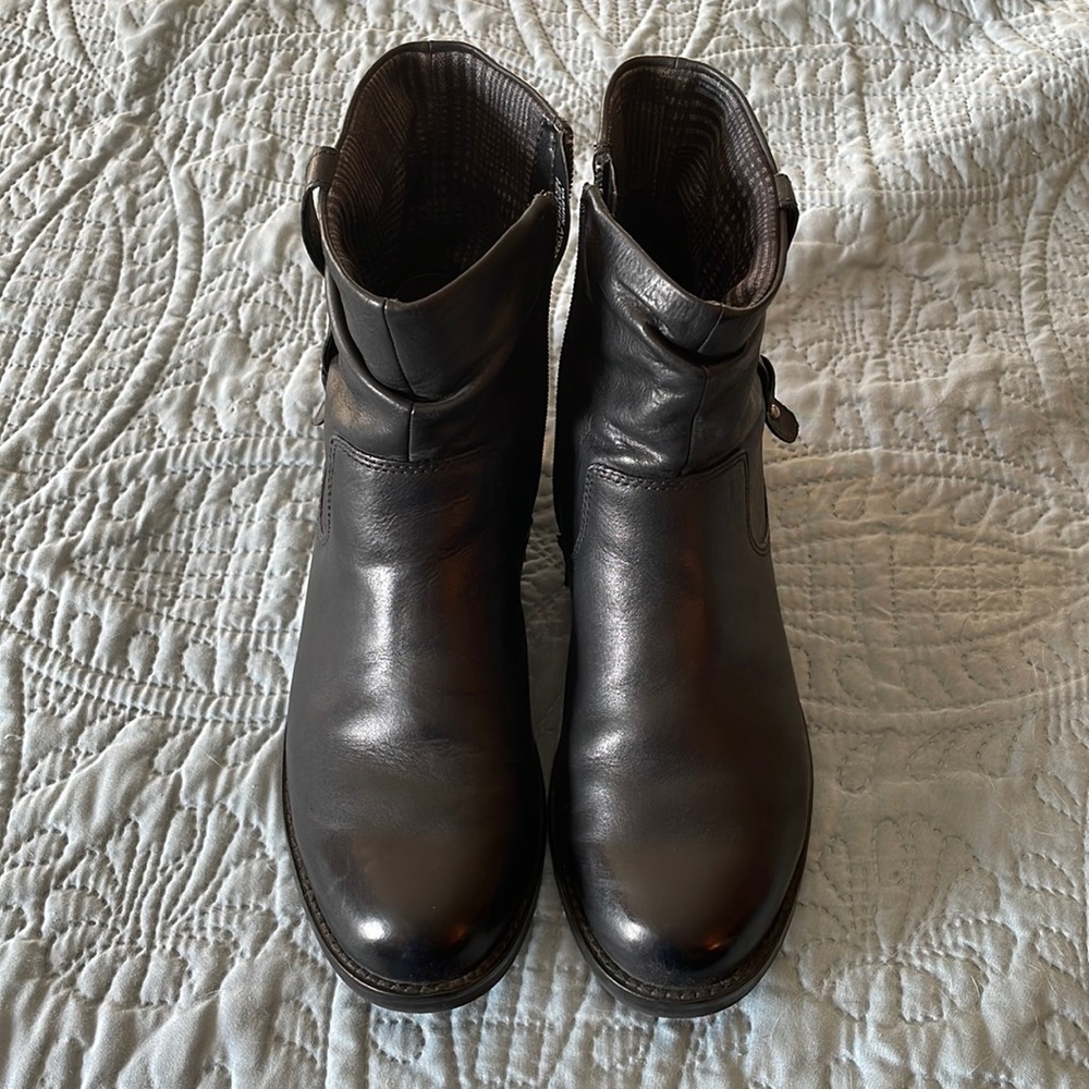 GUC Abeo Yasmin Metatarsal Black Leather boots size 8 (8.5)